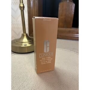 Stay Matte Oil Free Makeup - CN 58 Honey - Clinique 1 oz